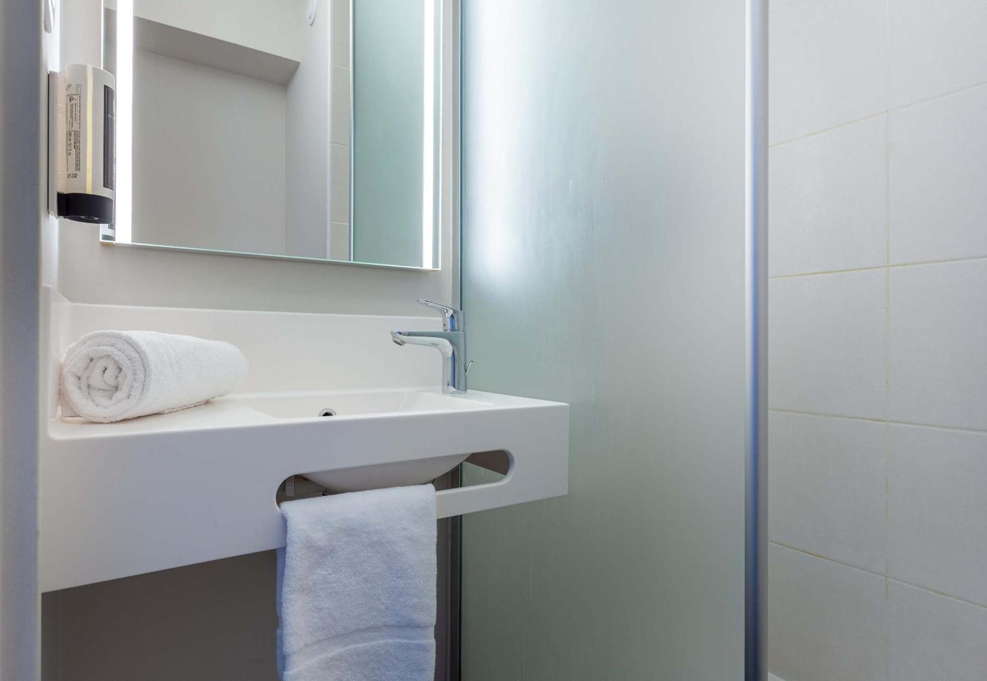 B&B Hotel Chartres Oceane 외부 사진